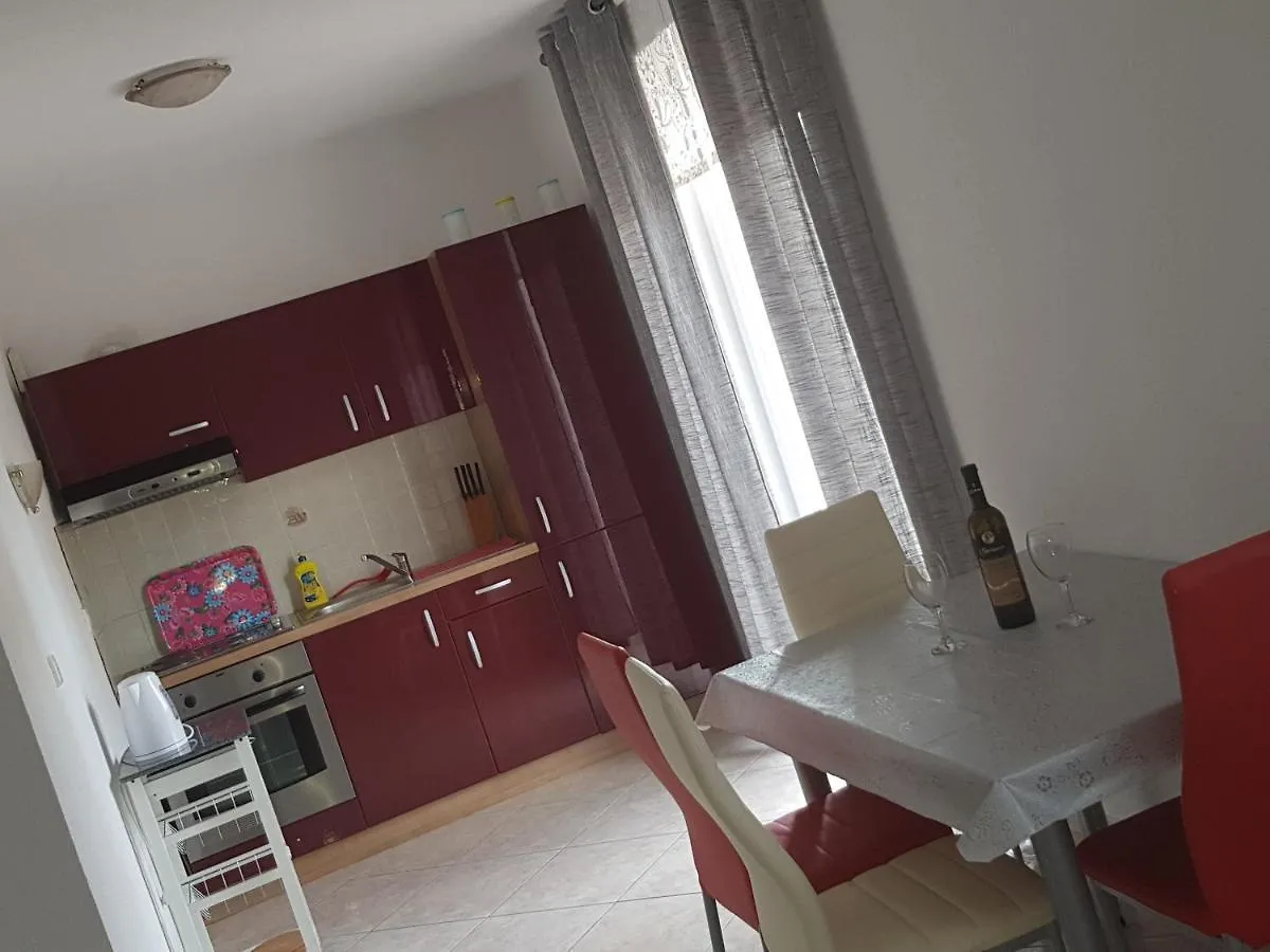 Apartmani Vrdoljak Malinska 0*,  Chorvatsko